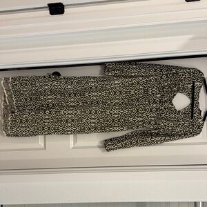 Zara Green and White Patterned Blouse